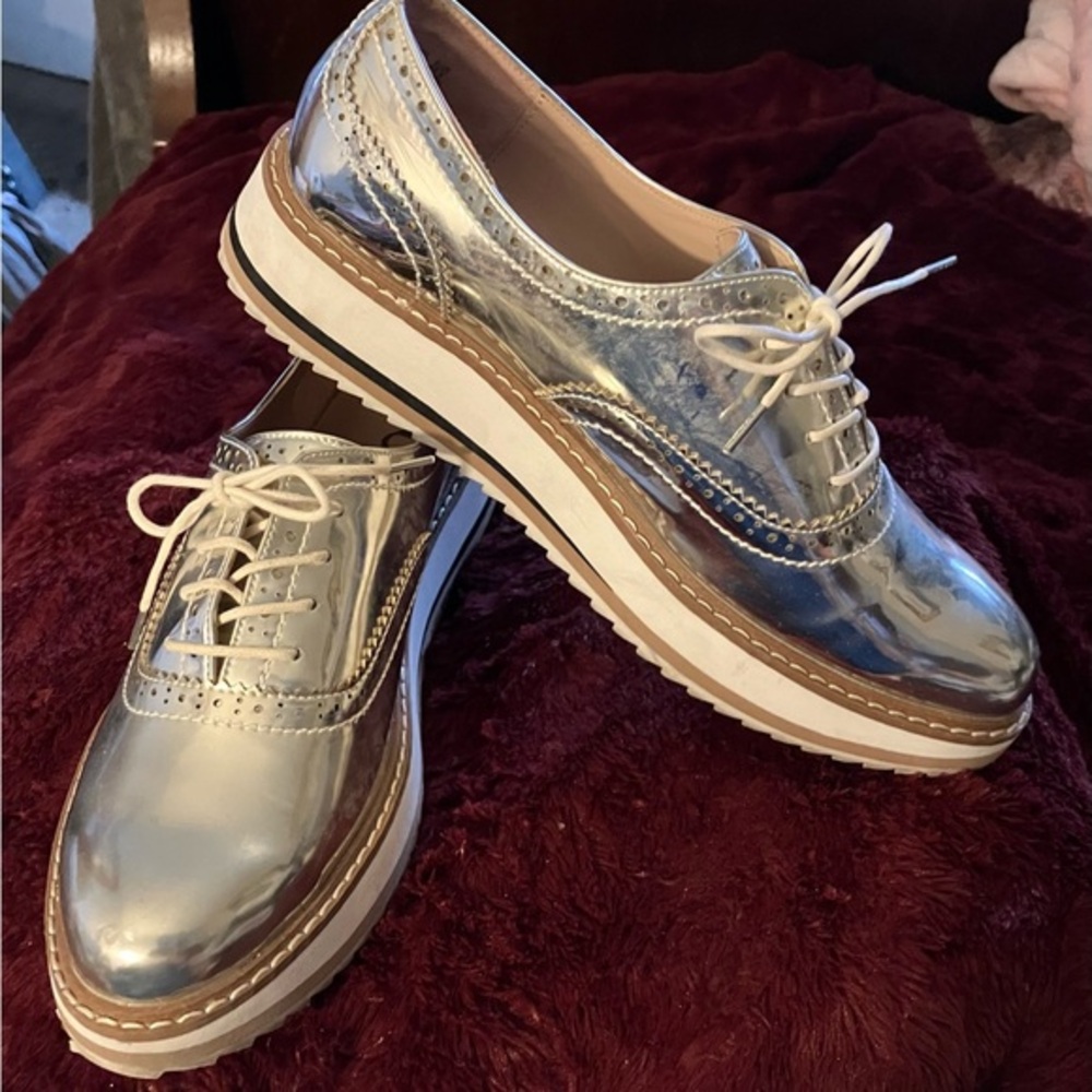 Sam Edelman Silver Metallic Platform Shoes Size 8.5